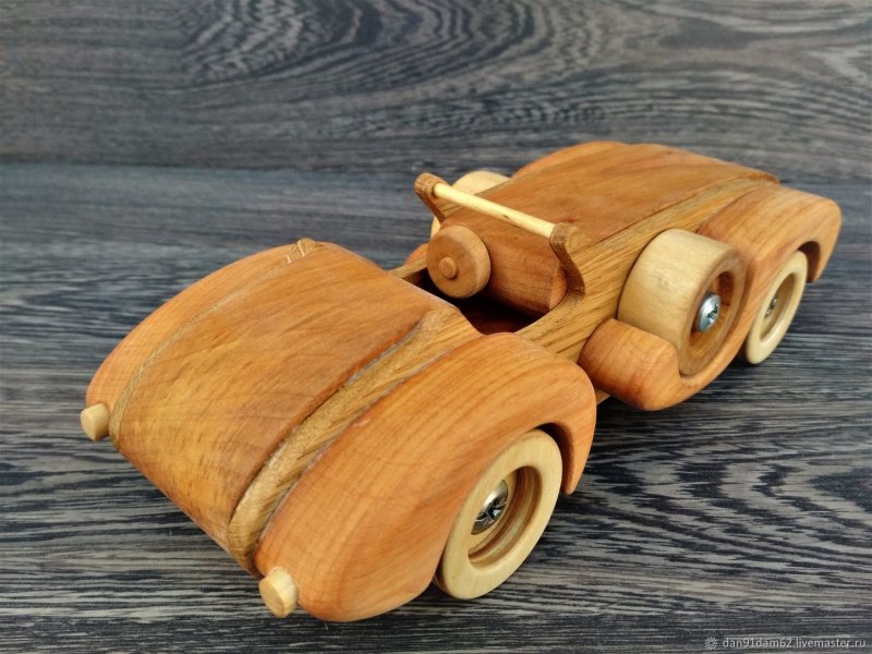 Оригинальные игрушки из дерева