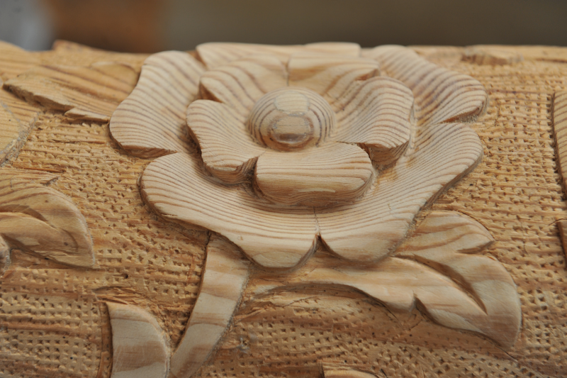 Художественная обработка древесины мозайка