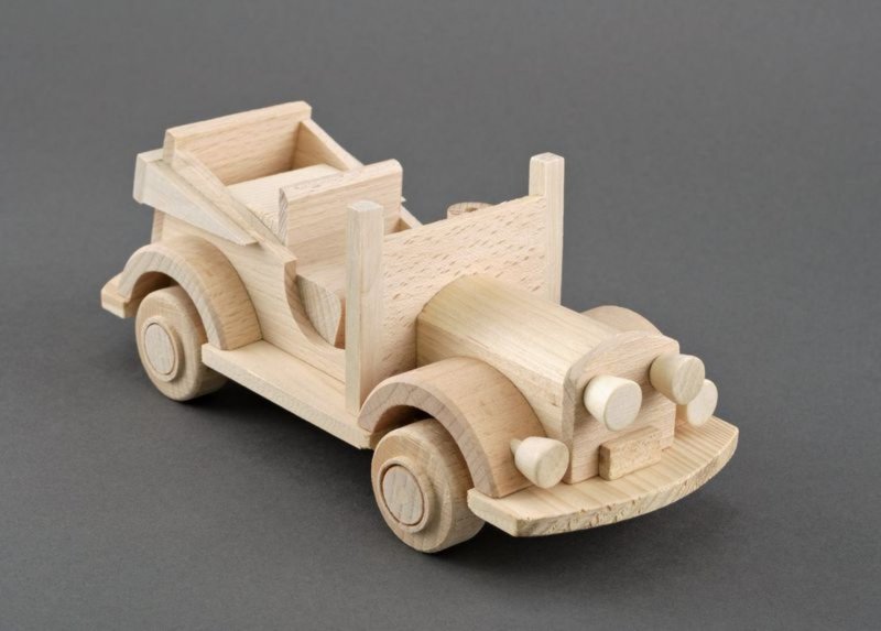 Деревянный макет автомобиля