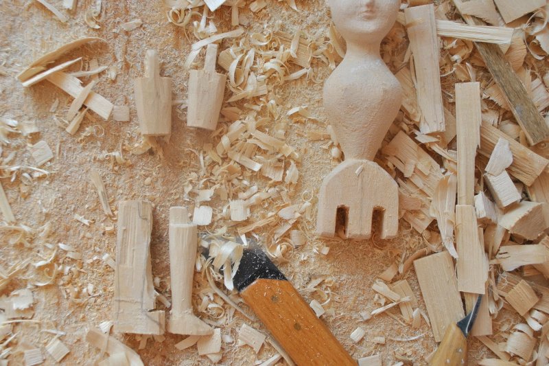 Как сделать деревянную куклу своими руками из дерева ростом 20 см