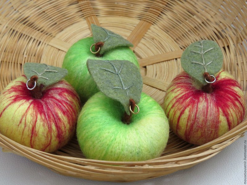 Текстильные яблоки