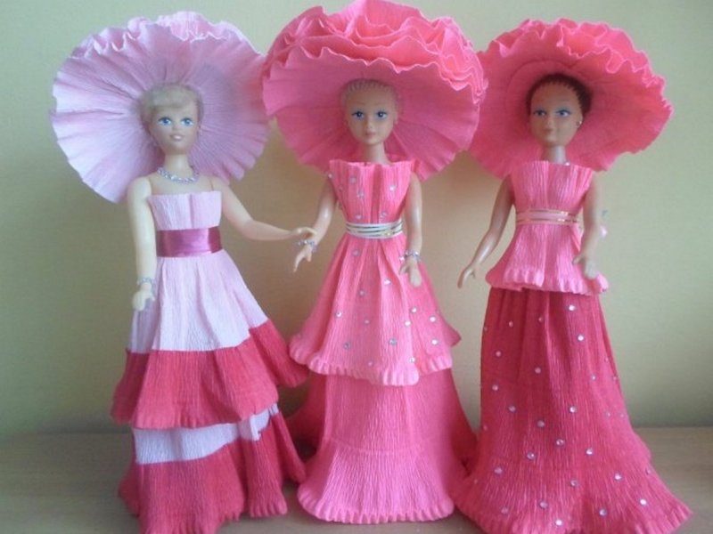 Платье из гофробумаги для куклы
