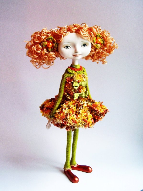 Авторская текстильная кукла с рыжими косичками