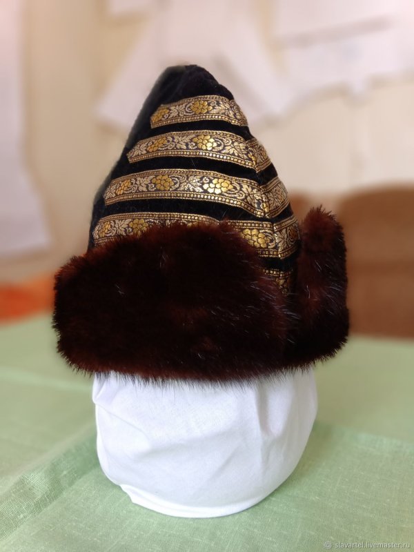 Мурмолка Боярская шапка