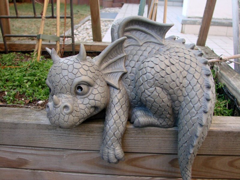 Садово Парковая скульптура дракона