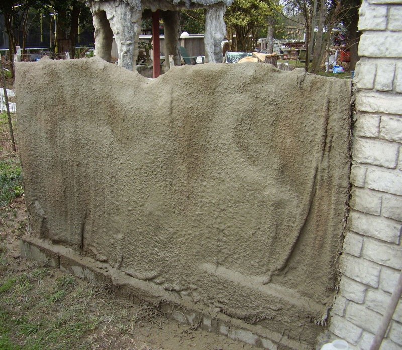 Забор из цемента и ткани