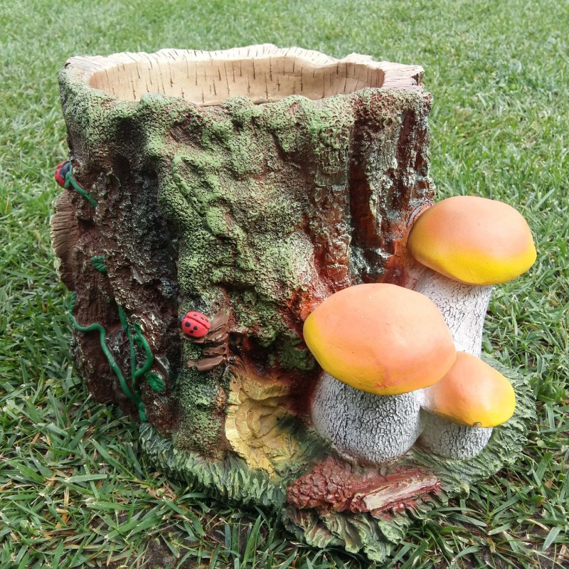 Сказочный гриб Боровик скульптура
