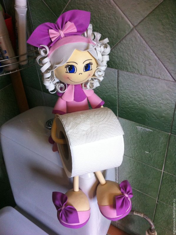 Куклы из фоамирана с туалетной бумагой