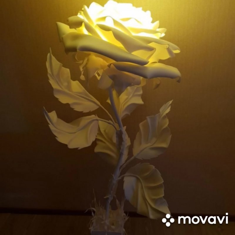 Светильник из цветов фоамирана