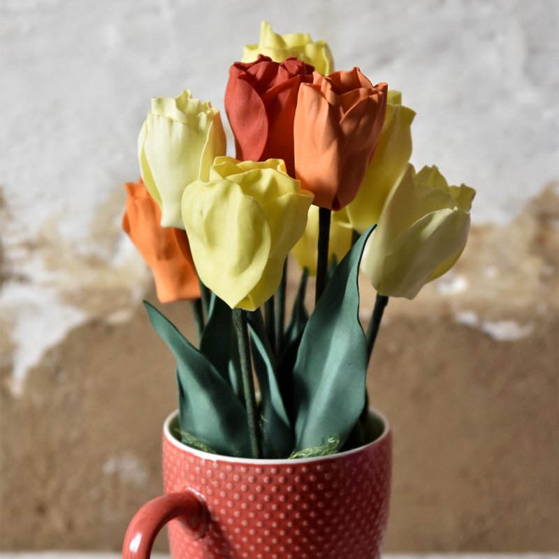 Тюльпаны с фоамирана