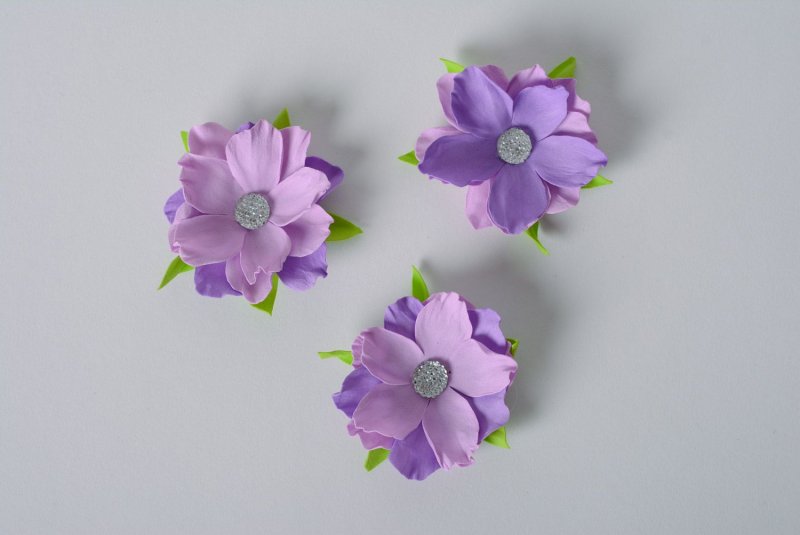 Простые цветы из фоамирана