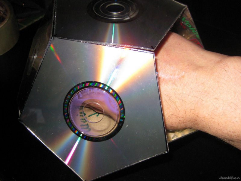 Самоделки из компакт дисков