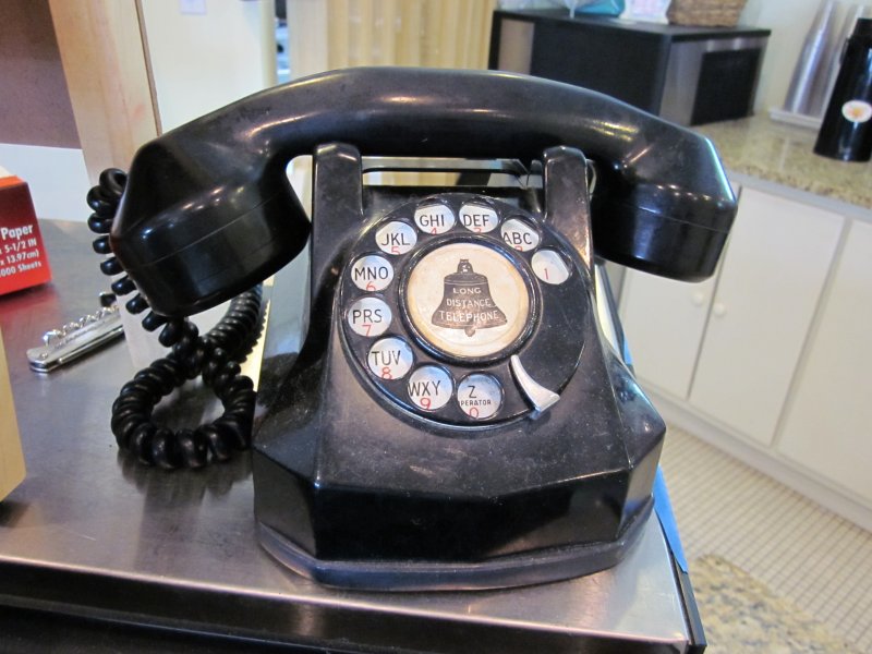 Старый телефон 3d model