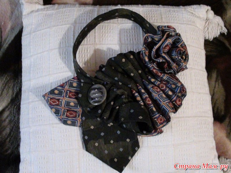 Сумки украшение из галстуков