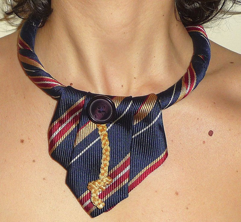 Изделия из галстуков мужских