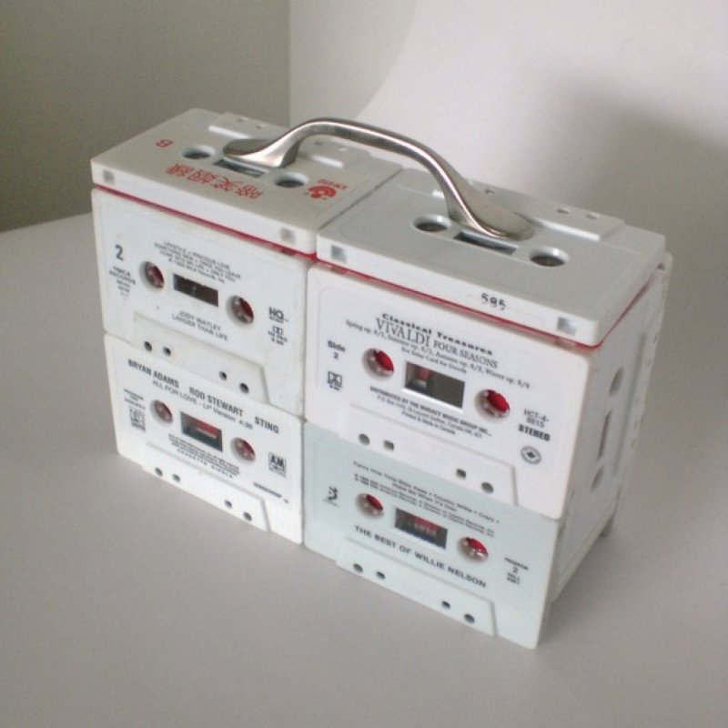 Поделки из кассет магнитофонных