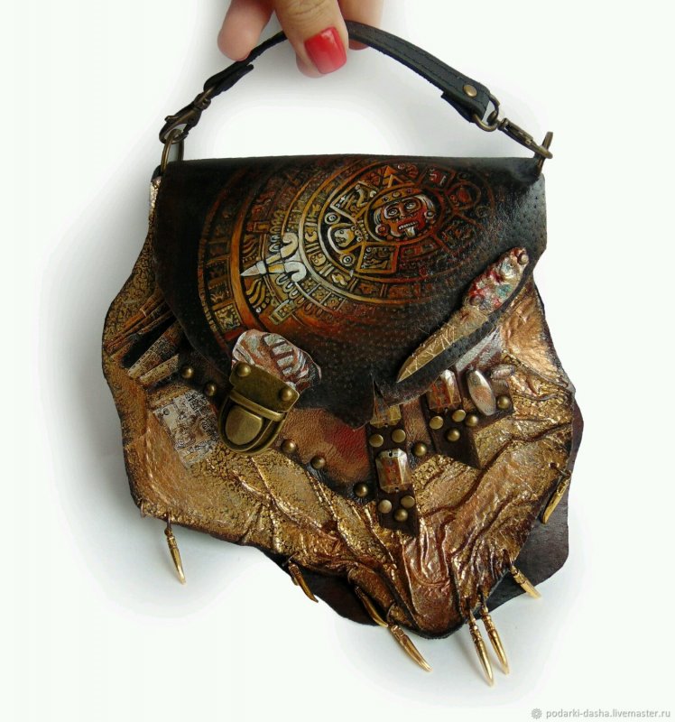 Декор сумки из кожзама
