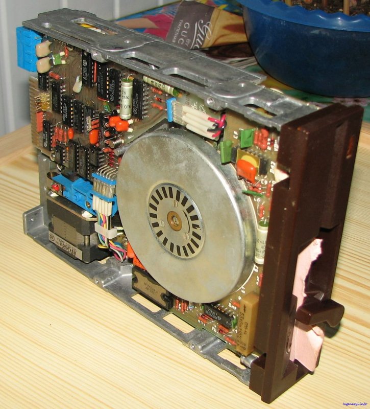 Дисковод электроника МС 5305
