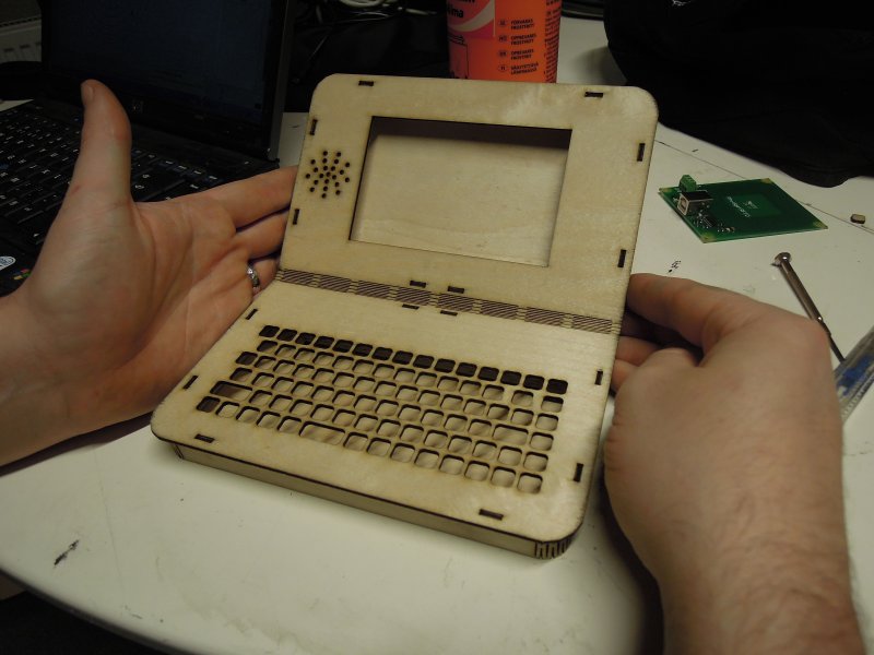 Raspberry Pi Mini Laptop