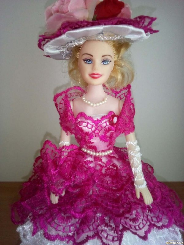 Куклы шкатулки в красивых платьях