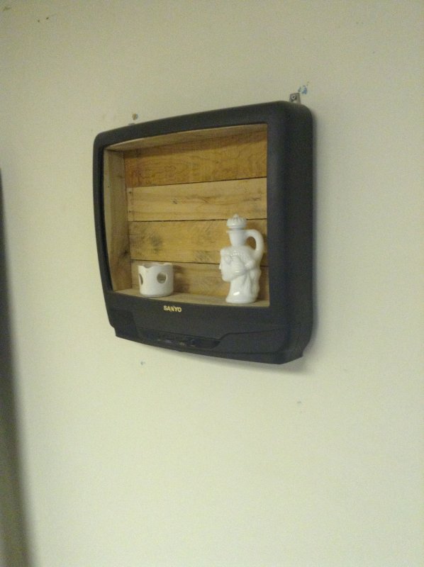 Декор из старого телевизора