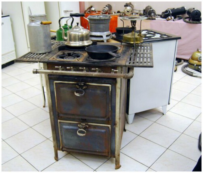 Советская кухонная плита