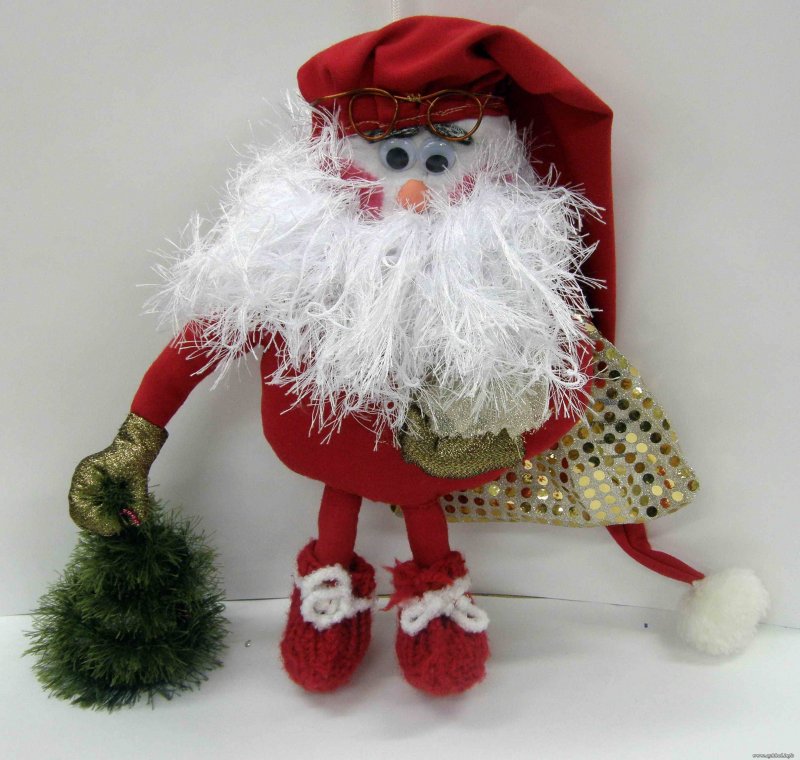 Вязаные куклы Деда Мороза и Снегурочки