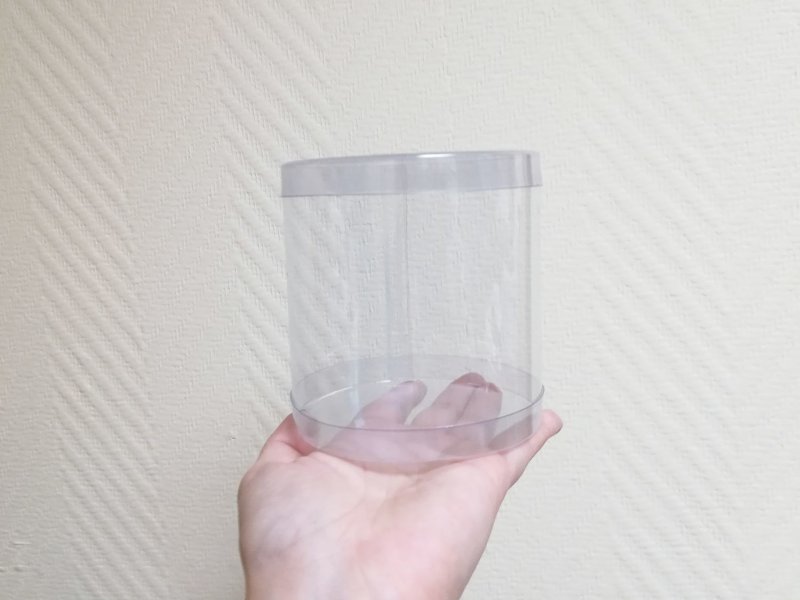 Пластиковый тубус прозрачный