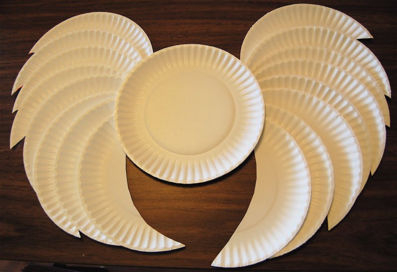 Шляпки из одноразовых тарелок