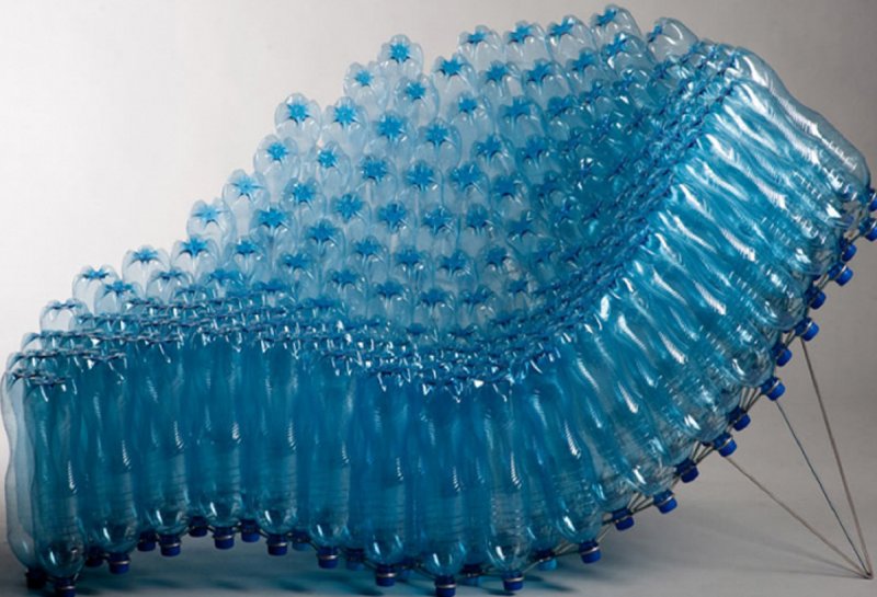 Из пластиковых бутылок