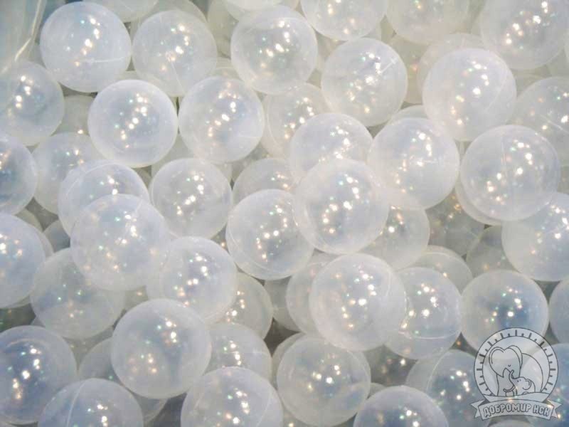 Белые пластиковые шарики