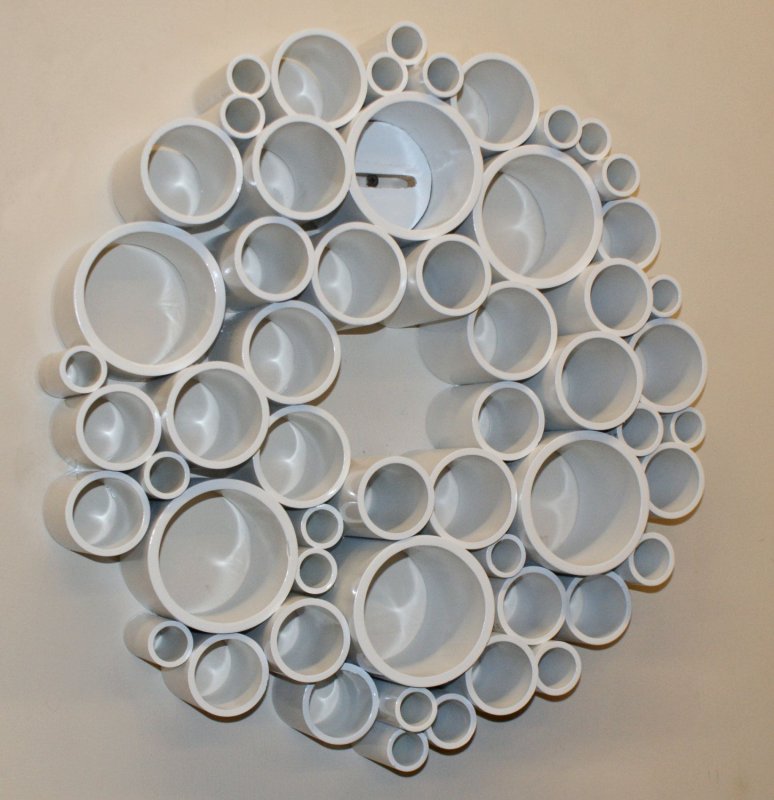 Декор из пластиковых труб