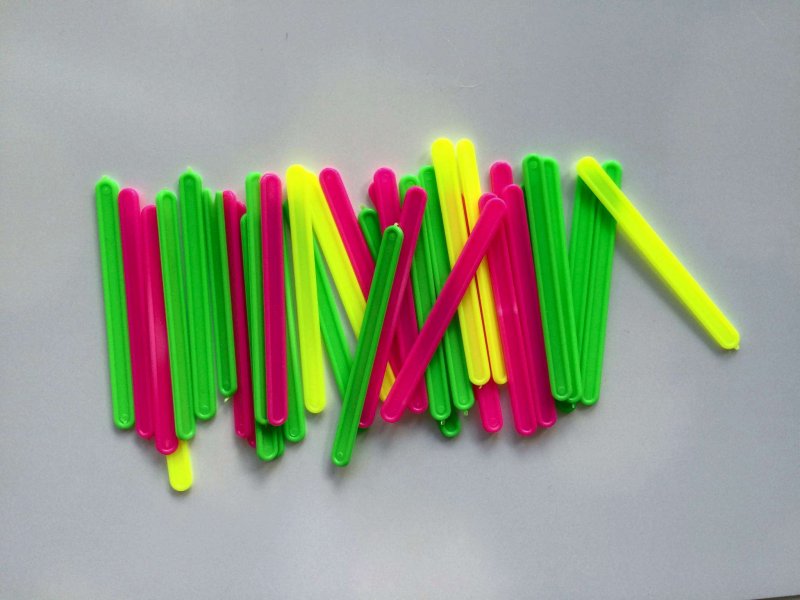 Разноцветные палочки для детей