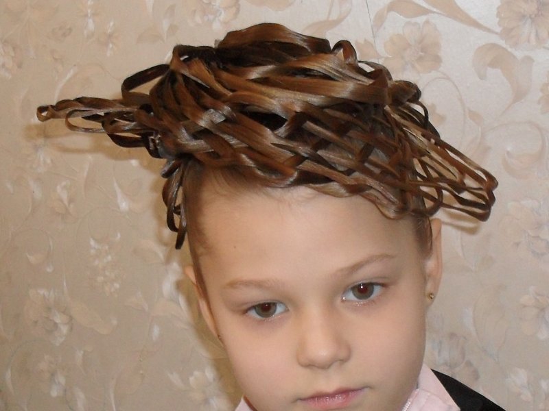 Причёски для девочек 3 года на средние волосы