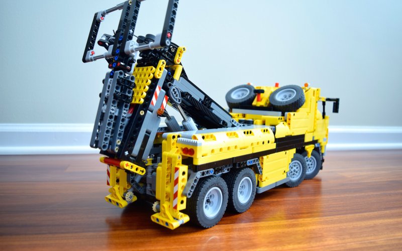 LEGO Technic 42009 Truck