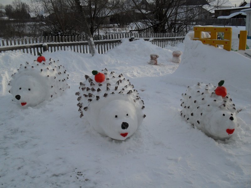 Снежные скульптуры в детском саду