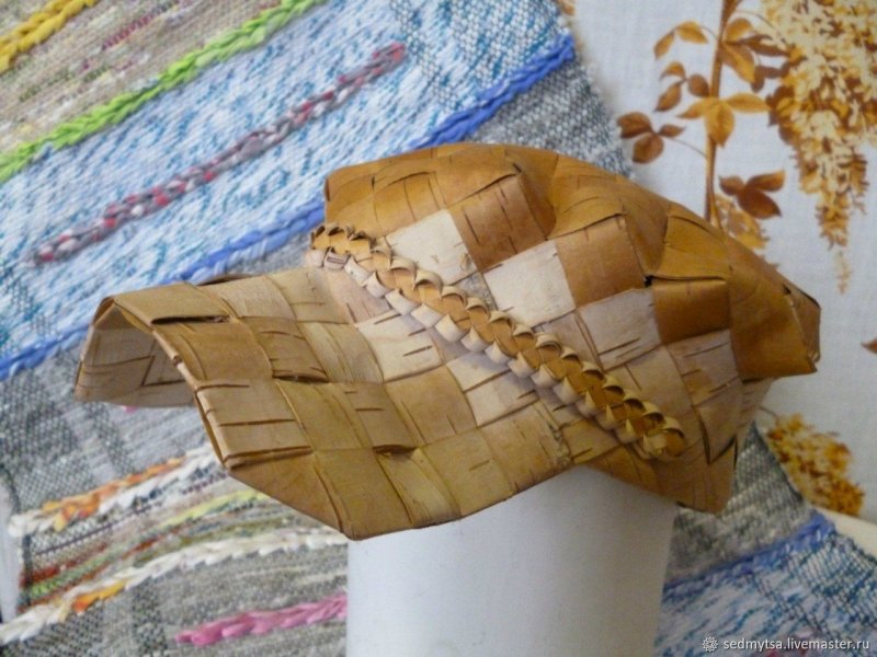 Берестяное плетение из бересты лапти