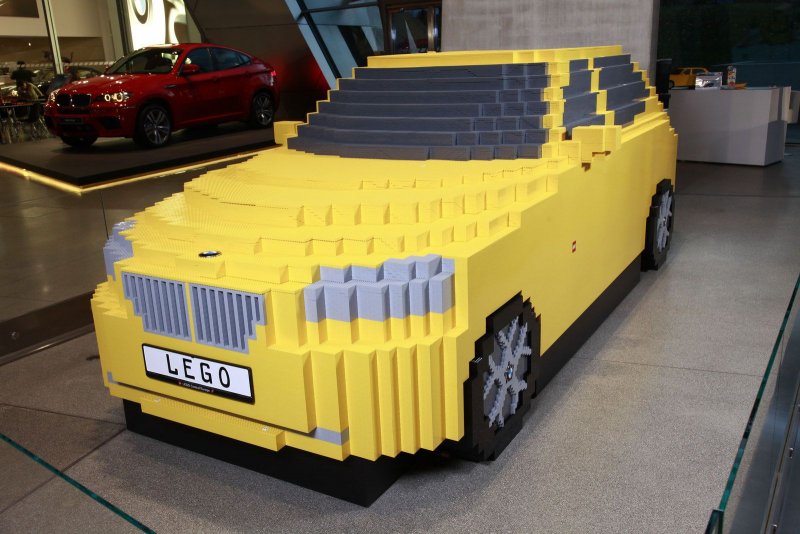 Машины из LEGO 1к1