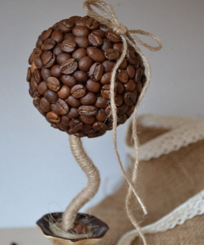 Дерево из кофейных зерен