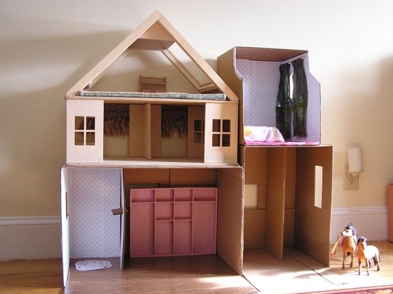 Картонный домик для кукол Барби своими руками
