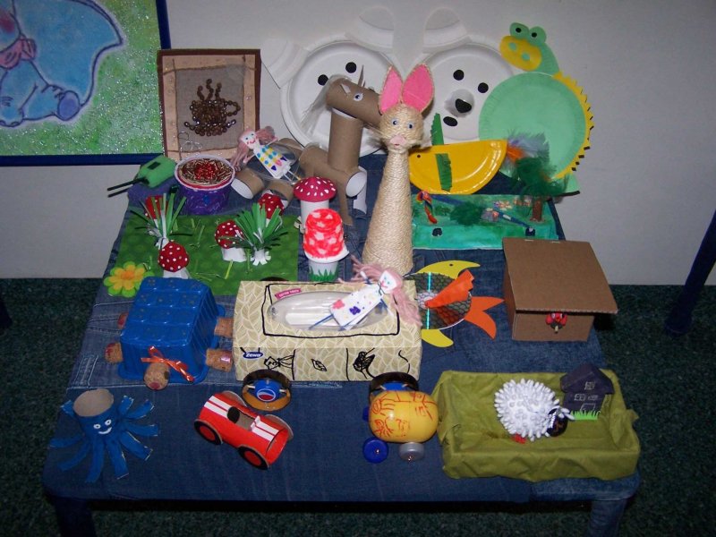 Выставка из бросового материала в детском саду