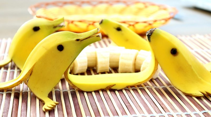 Поделка банан для самых маленьких