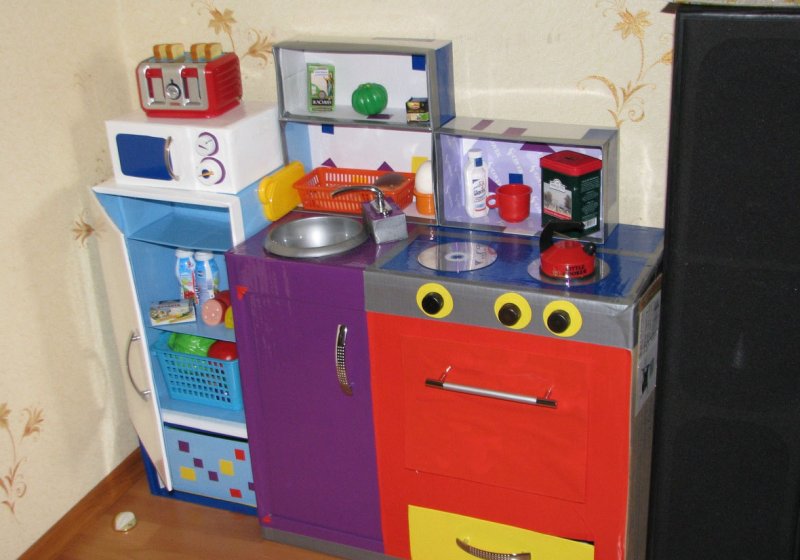 Кухня из картона для ребенка