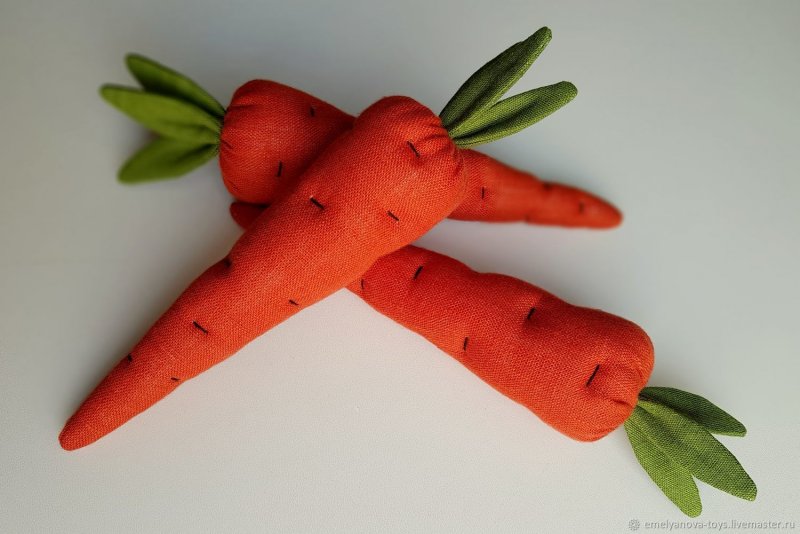 Поделка морковка из фетра