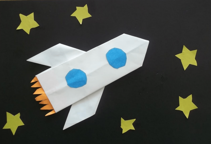 Оригами ко Дню космонавтики