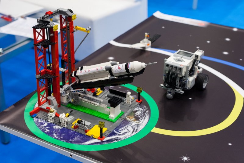 LEGO Mindstorms ev3 Лунная Одиссея