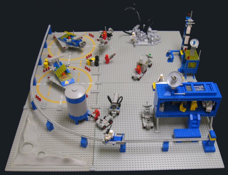 LEGO Лунная база