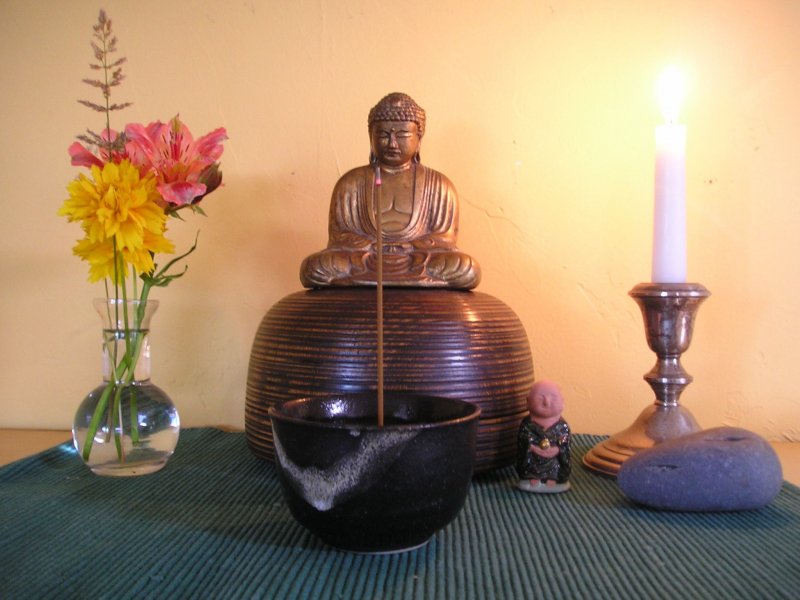Алтарь Будды
