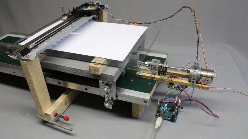 Планшетный принтер из Epson