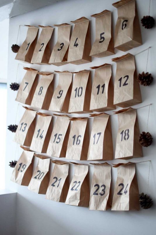 Адвент календарь из рулонов от туалетной бумаги для детей